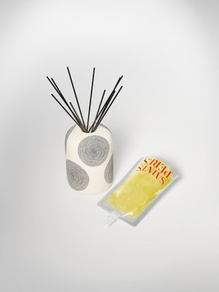 Diffuser Regular Circle Medium-Saints-Pères Paris- Ceramic Plates, Platters, Bowls, Coffee Cups. Animal Designs, Zebra, Flamingo, Elephant. Graphic Designs and more.